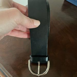 Authentic Womens Coach Belt. Black and Silver. Size M